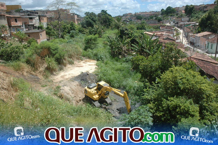 Prefeitura realiza limpeza preventiva do Canal do Córrego Gravatá 6