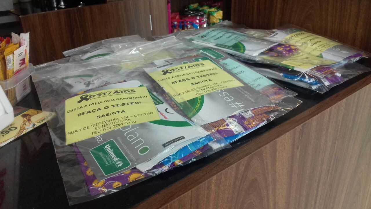 Saúde distribuiu kits de prevenção contra DST/AIDS durante o Carnaval 6