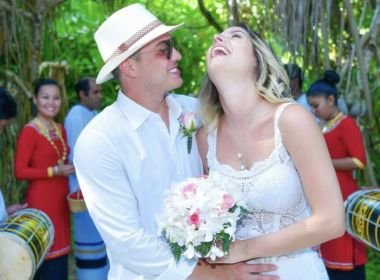 Wesley Safadão se declara para esposa após surpresa: 'Flor Mais Linda do meu Jardim’ 2
