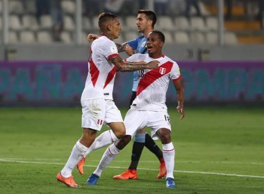 Peru bate o Uruguai de virada e coloca o Brasil na Copa do Mundo de 2018 12