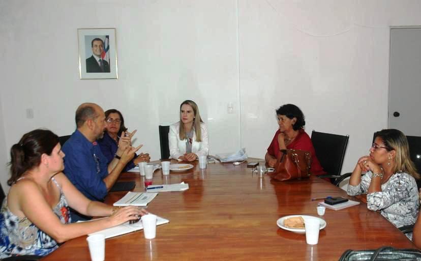 Professores municipais de Eunápolis recebem reajuste salarial de 7,64% 20