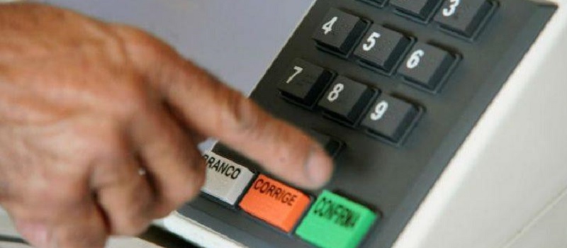 FUNDO DE CAMPANHA: Câmara pode votar hoje mudanças no sistema eleitoral 2