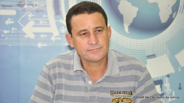 Vice-prefeito assume interinamente Prefeitura de Eunápolis 5