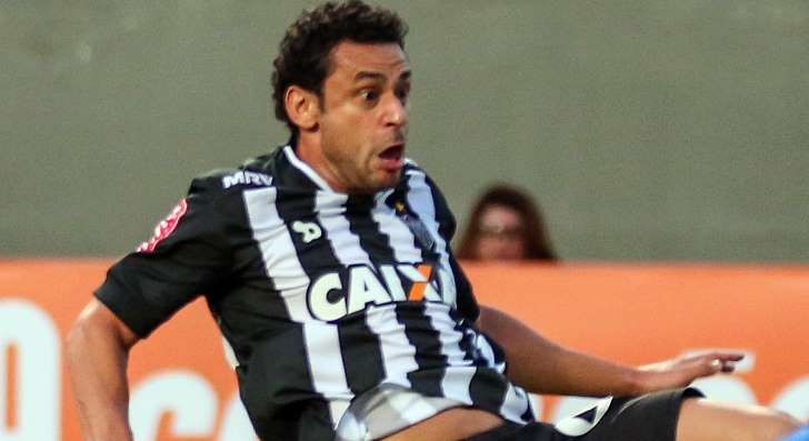 Por desconto e negociação, Flamengo manda o nome de Mancuello por Fred 5
