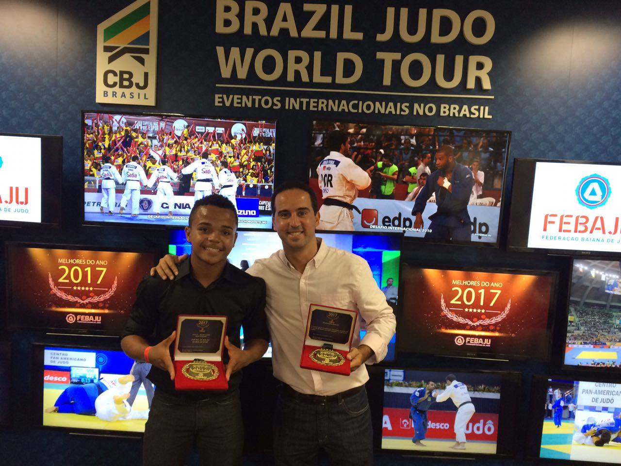 Eunápolis: judoca Rafael e Associação Mares recebem prêmios de melhores do Judô da Bahia 5