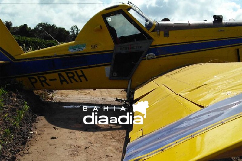 Aeronave agrícola faz pouso de emergência em plantação de café em Itabela 5