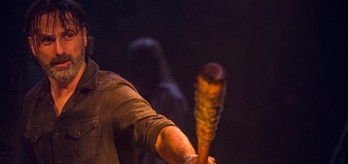 The Walking Dead pega fogo com nova personagem e racha à Velozes & Furiosos 5