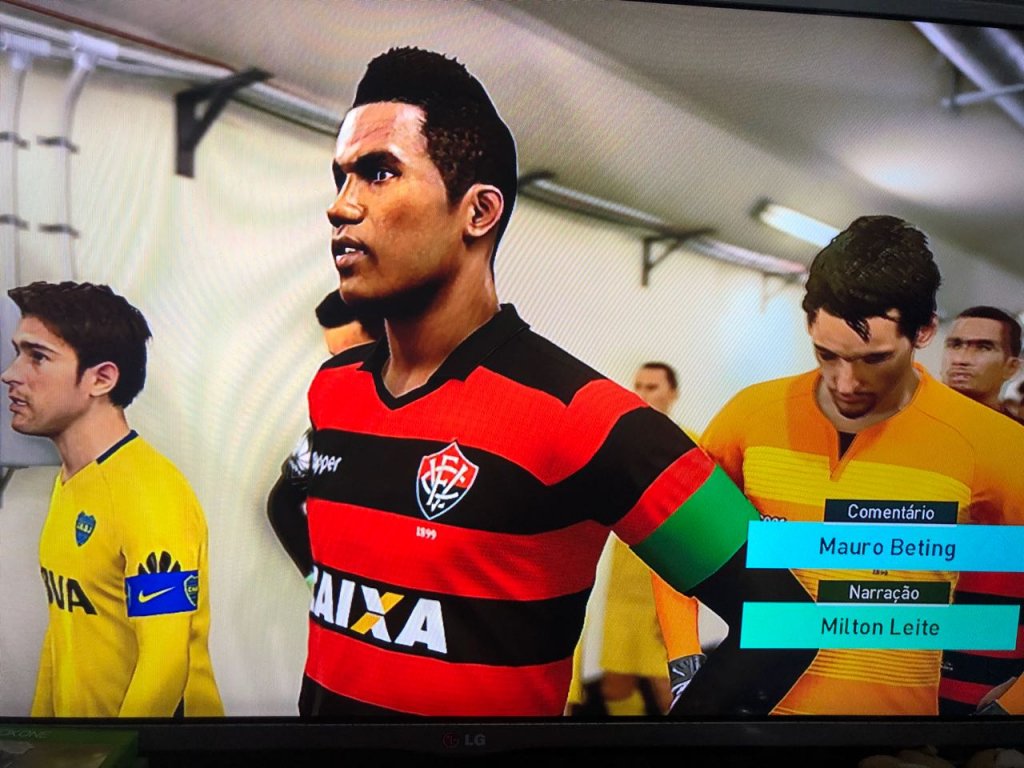 De Chapa: Vitória renova contratos e estará no Fifa e PES 2019 5