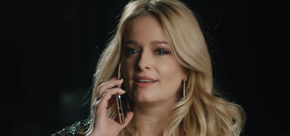 Musa dos anos 1980 'ressuscita' em série para a qual serviu de referência 5