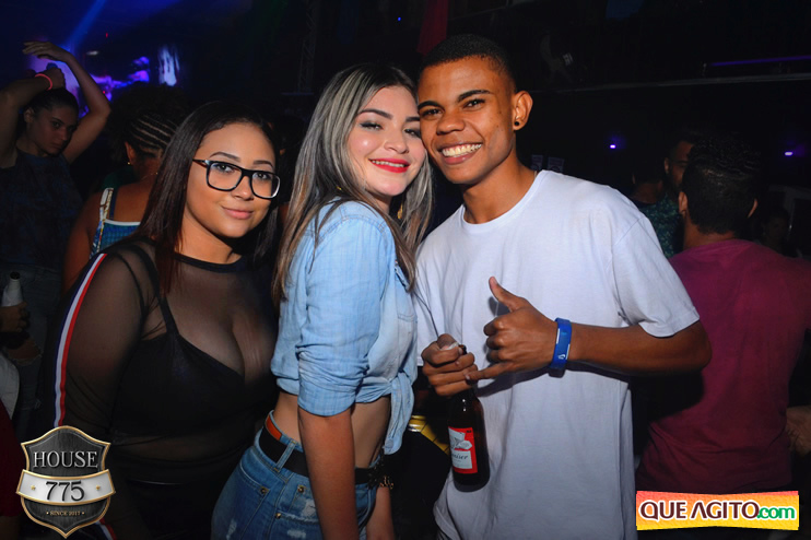 Feminize Live dão um verdadeiro show na House 775 52