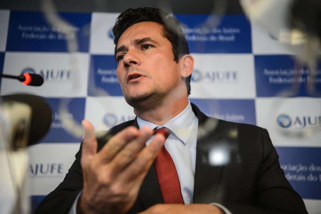 “O país precisa de uma agenda anticorrupção e anticrime organizado”, diz Moro 12