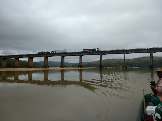 Ponte do rio jequitinhonha requer atenção urgente 5
