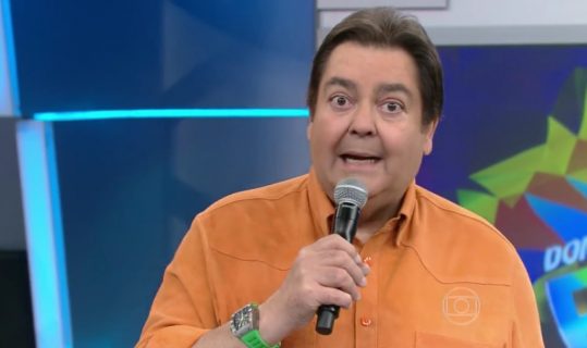 Faustão é hostilizado em restaurante após ser acusado de criticar Bolsonaro: “Barriga de bosta” 5