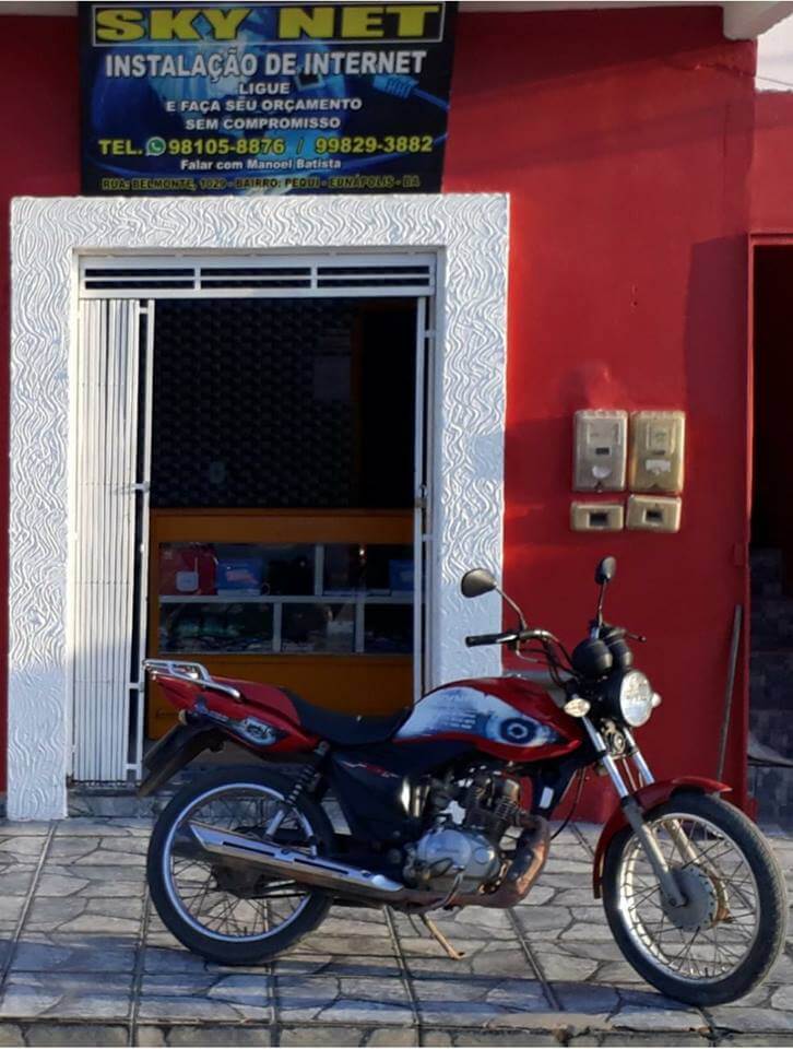 Moto Honda Fan é furtada em frente da House 775 23