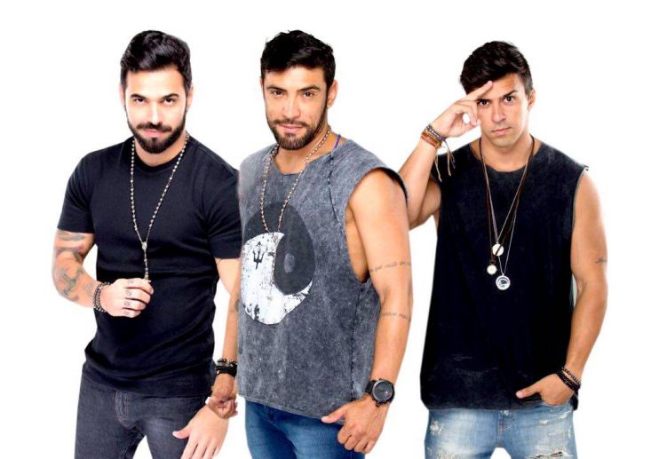 OS MININO KI TOCA É SUCESSO NO VERÃO DE SALVADOR OS MININO KI TOCA É SUCESSO NO VERÃO DE SALVADOR 8