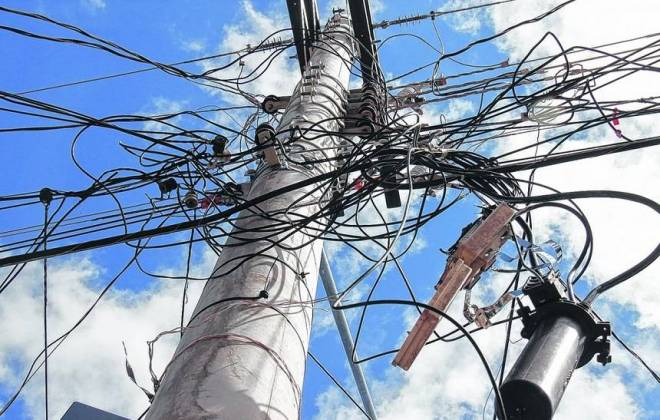 Anatel compra quase 100 coletes à prova de balas para combater 'gatos' 8