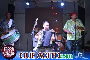 Trio Virgulino e OMP encantam público do Forró na Praia 100