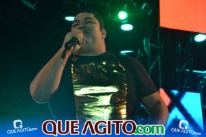 Wesley Safadão e Trio da Huanna agitam noite de quinta na Arena Axé Moi 106