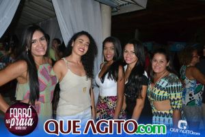Trio Virgulino e OMP encantam público do Forró na Praia 23