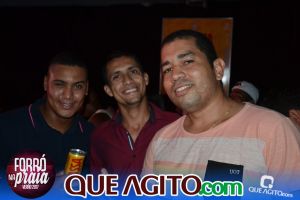 Trio Virgulino e OMP encantam público do Forró na Praia 75