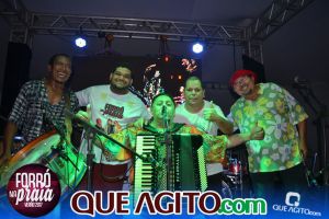 Trio Virgulino e OMP encantam público do Forró na Praia 200