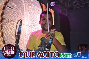 Trio Virgulino e OMP encantam público do Forró na Praia 99
