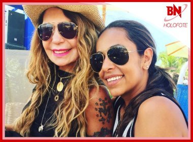 Elba Ramalho convida amigos e sai sem pagar; Samantha Schmutz assume prejuízo Elba Ramalho convida amigos e sai sem pagar; Samantha Schmutz assume prejuízo 11