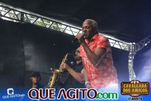 Sinho Ferrary leva público ao delírio em show realizado na Cascata Fest em Pau Brasil 23