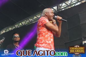 Sinho Ferrary leva público ao delírio em show realizado na Cascata Fest em Pau Brasil 99