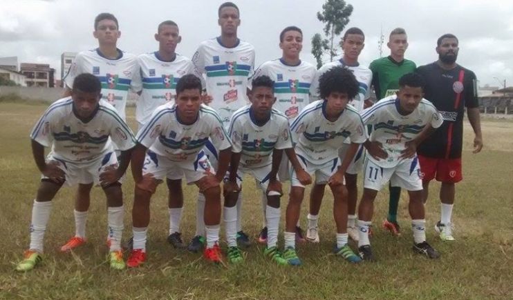 Garotos da base vencem seu primeiro amistoso 9
