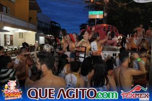 Muito agito no primeiro dia do Bloco CarnaPorco no Tex Mex 12