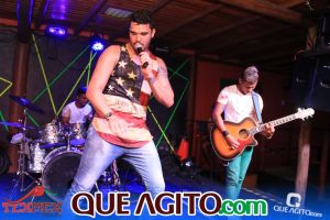 Arraial D'ajuda: Leandro Campeche anima foliões na segunda noite do Carnaval do Tex 25