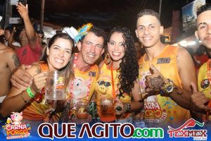 Muito agito no primeiro dia do Bloco CarnaPorco no Tex Mex 33