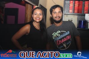Arraial D'ajuda: Leandro Campeche anima foliões na segunda noite do Carnaval do Tex 67