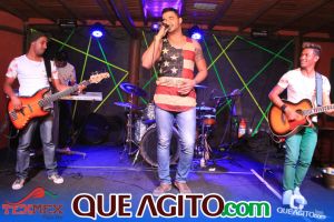 Arraial D'ajuda: Leandro Campeche anima foliões na segunda noite do Carnaval do Tex 101