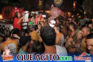 Muito agito no primeiro dia do Bloco CarnaPorco no Tex Mex 174