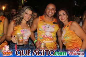 Muito agito no primeiro dia do Bloco CarnaPorco no Tex Mex 11