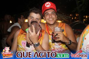 Muito agito no primeiro dia do Bloco CarnaPorco no Tex Mex 82