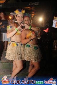 Muito agito no primeiro dia do Bloco CarnaPorco no Tex Mex 90