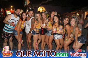 Muito agito no primeiro dia do Bloco CarnaPorco no Tex Mex 73