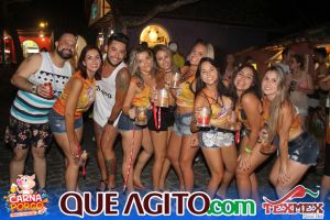 Muito agito no primeiro dia do Bloco CarnaPorco no Tex Mex 63