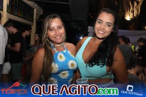 Arraial D'ajuda: Leandro Campeche anima foliões na segunda noite do Carnaval do Tex 97