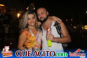 Muito agito no primeiro dia do Bloco CarnaPorco no Tex Mex 86