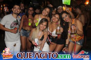 Muito agito no primeiro dia do Bloco CarnaPorco no Tex Mex 50