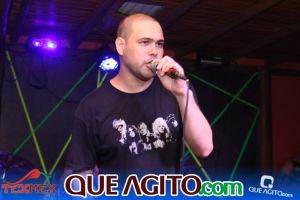 Arraial D'ajuda: Leandro Campeche anima foliões na segunda noite do Carnaval do Tex 50
