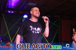 Arraial D'ajuda: Leandro Campeche anima foliões na segunda noite do Carnaval do Tex 65