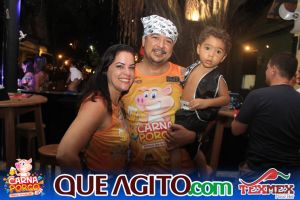 Muito agito no primeiro dia do Bloco CarnaPorco no Tex Mex 26