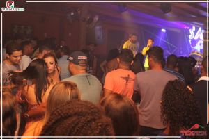 Arraial D’ajuda: Saan Vagner agita Pré Carnavaç do Tex Mex 95