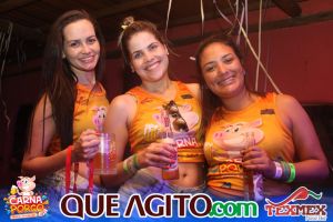 Muito agito no primeiro dia do Bloco CarnaPorco no Tex Mex 140