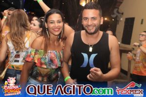 Muito agito no primeiro dia do Bloco CarnaPorco no Tex Mex 97